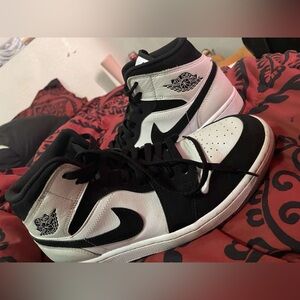 Air Jordan’s & Air forces 1